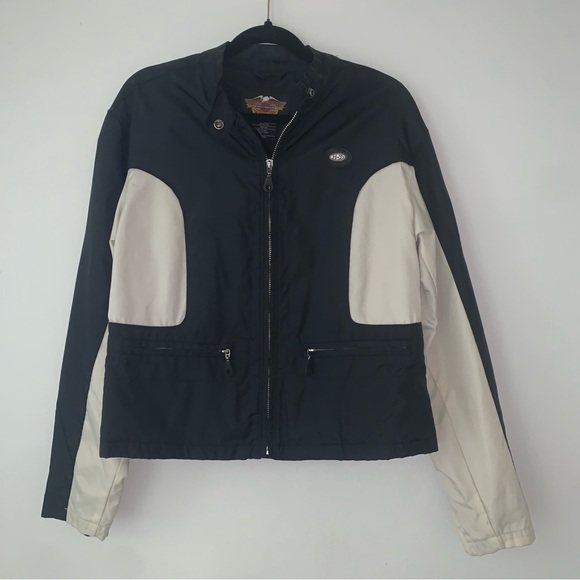 Size Medium - Women’s Authentic Vintage Harley Davidson Jacket - Picture 2 of 9